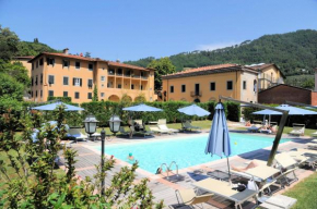 Park Hotel Regina - with air-condition and pool, Bagni Di Lucca